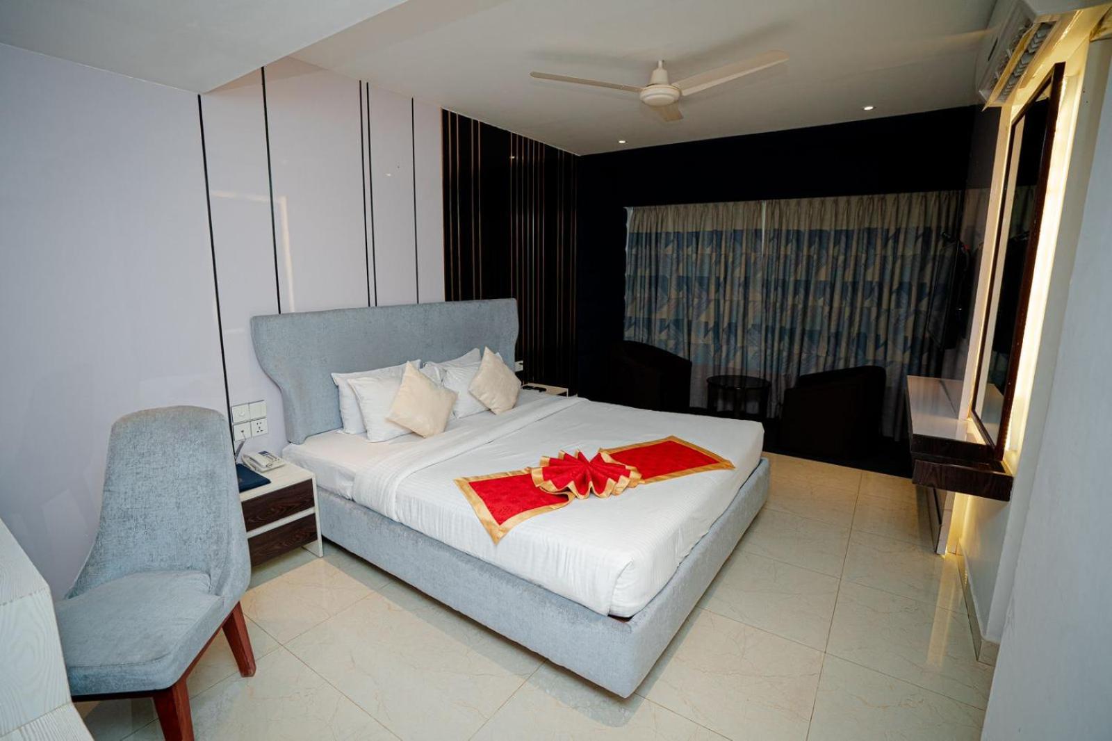 Royal Raj Hotel Rajshahi Exterior photo